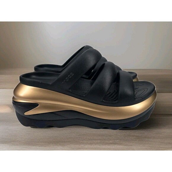 Crocs Mega Crush Triple Strap Men’s 7 / Women’s 9 Metallic Black/Gold Sandals - Picture 1 of 9